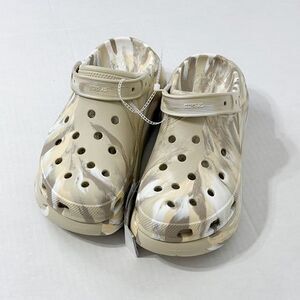 Crocs NWT Sz M12/W14 Bone Multi Classic Crush Platform Clogs